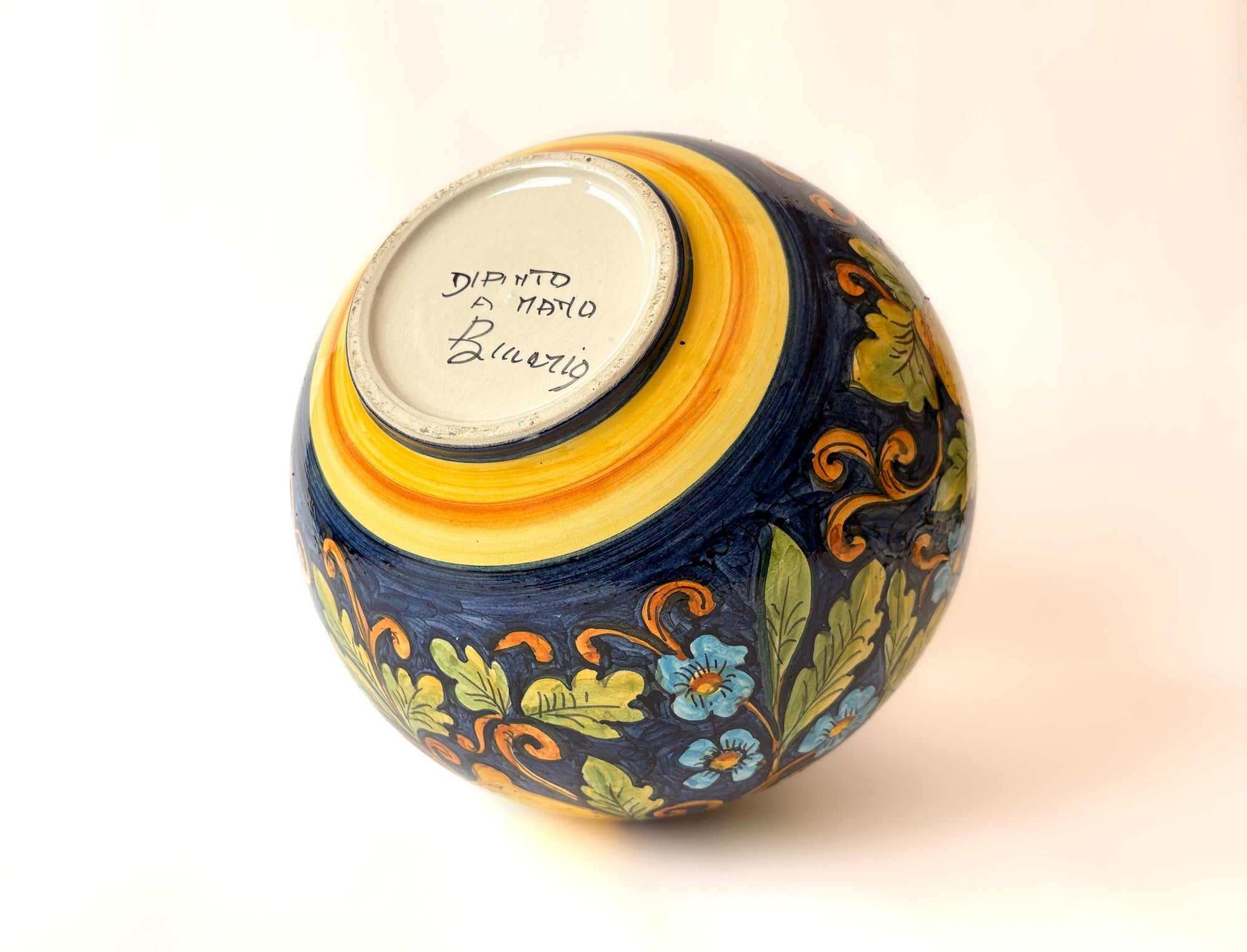 Hand-Painted Vase by Patrizio Chiucchiù, Deruta